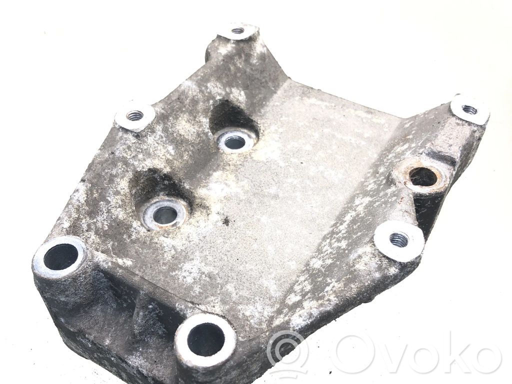 Alfa Romeo 147 A/C compressor mount bracket 