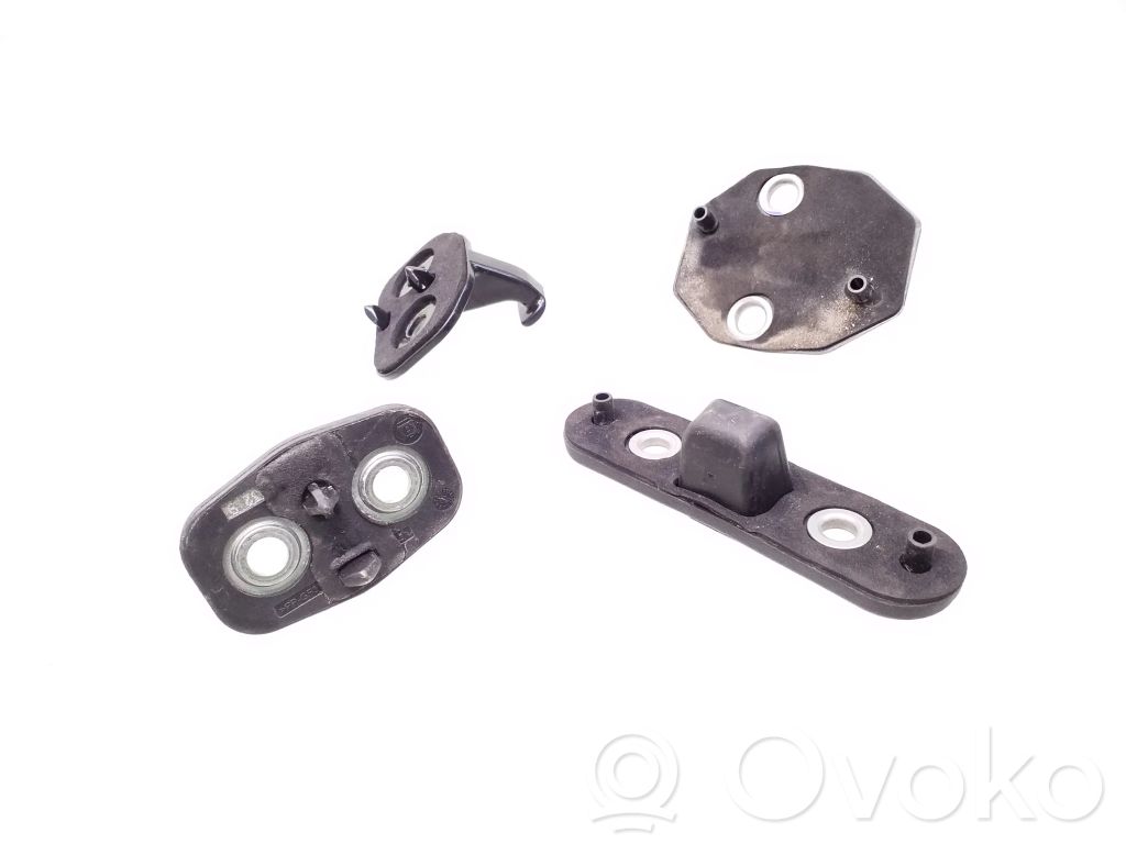 Citroen Berlingo Sliding door lock loop/hook striker 