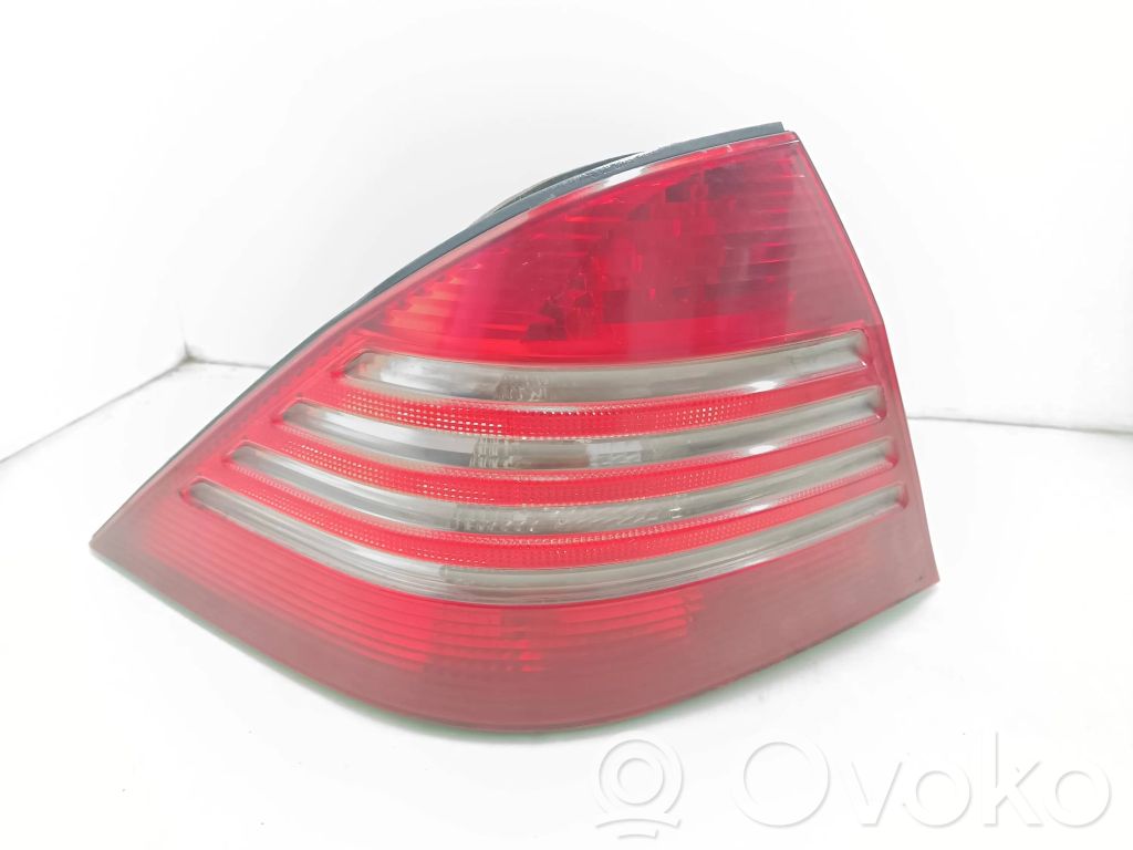 Lampa tylna   A2208200764,5057,255501M07,2208200764