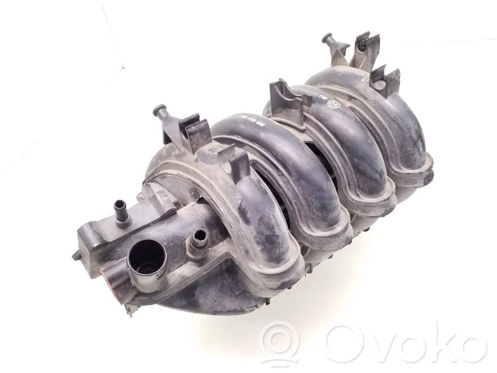 Volkswagen Golf V Colector de admisión 
