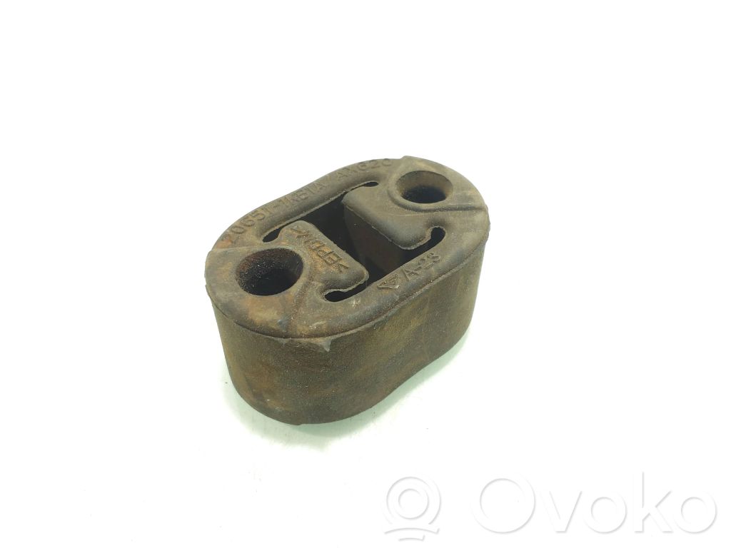 Nissan Juke I F15 Staffa/supporto di montaggio della marmitta