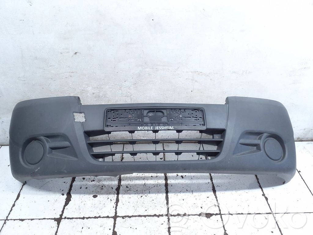 Opel Vivaro Priekinis bamperis 