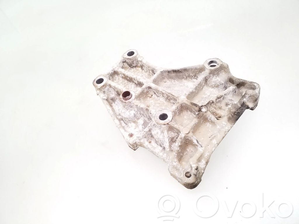 Alfa Romeo 156 A/C compressor mount bracket 
