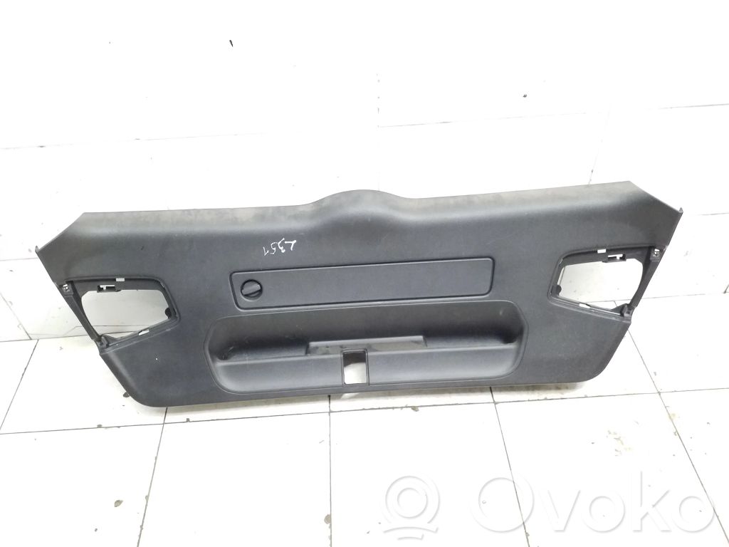 Audi A3 S3 8V Tailgate trim 