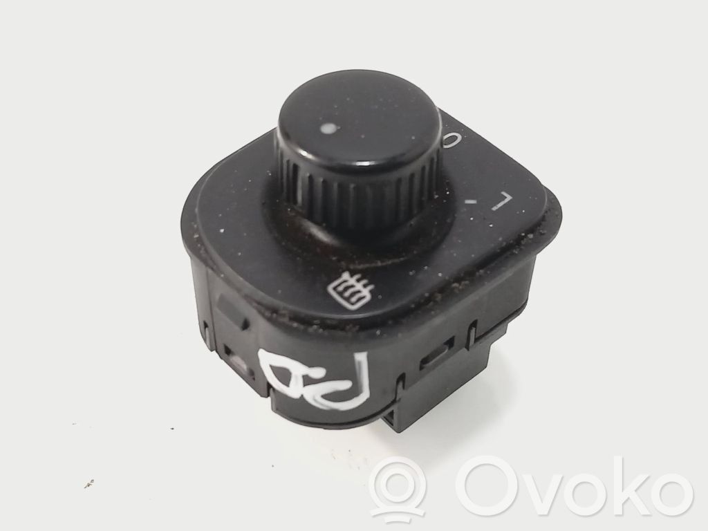 Volkswagen PASSAT B7 Interruttore specchietto retrovisore