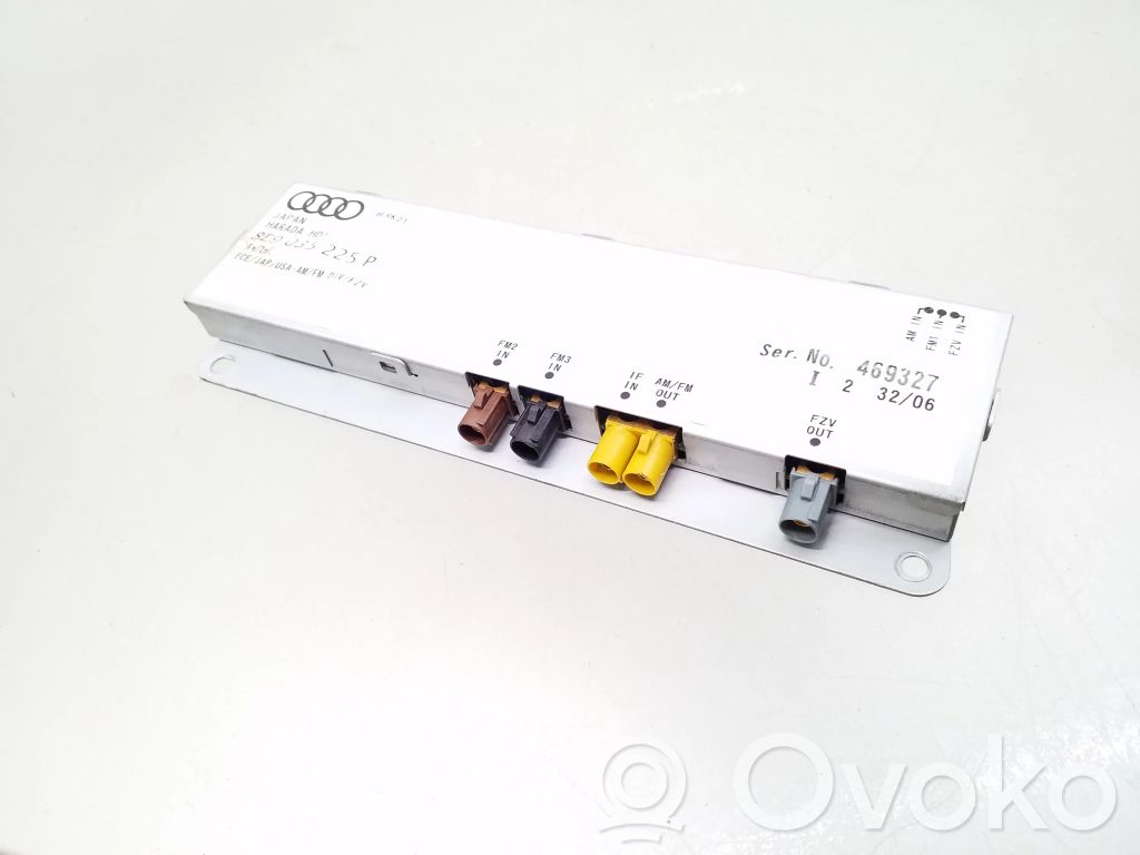 Audi A4 S4 B7 8E 8H Pystyantennivahvistin 