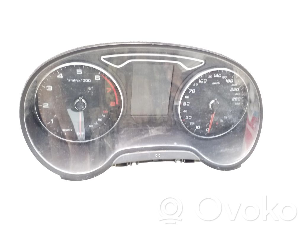 Audi A3 S3 8V Licznik / Prędkościomierz 