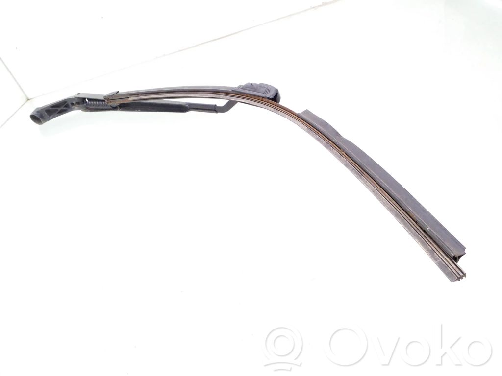 Toyota Corolla Verso E121 Front wiper blade arm 