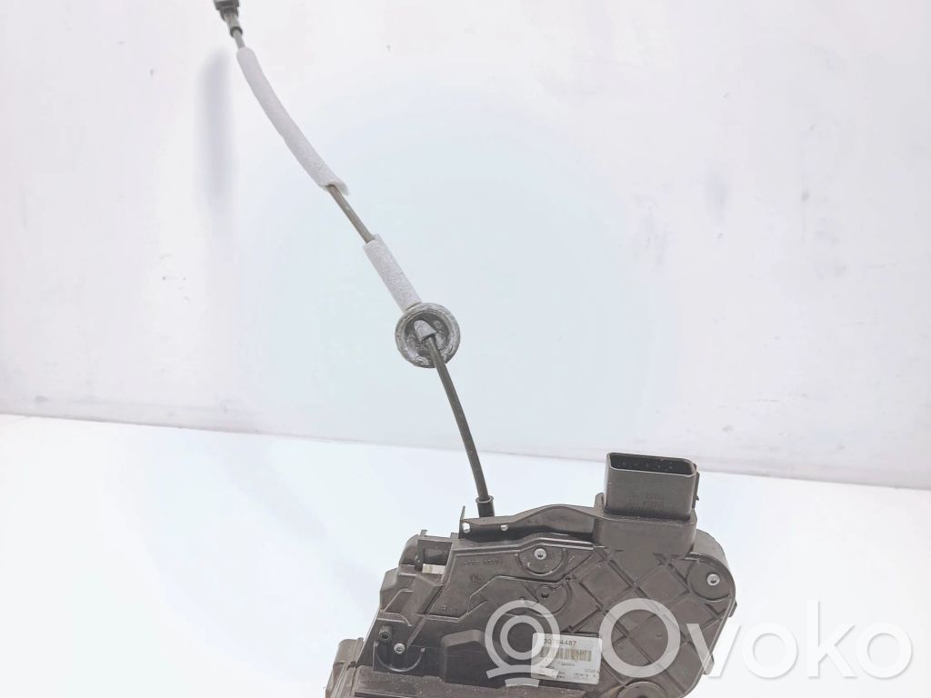 Volvo S80 Front door lock 