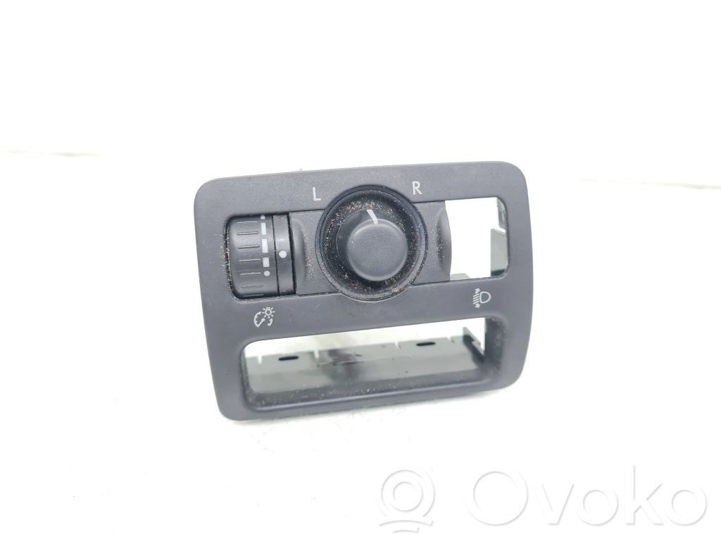 Subaru Legacy Wing mirror switch 