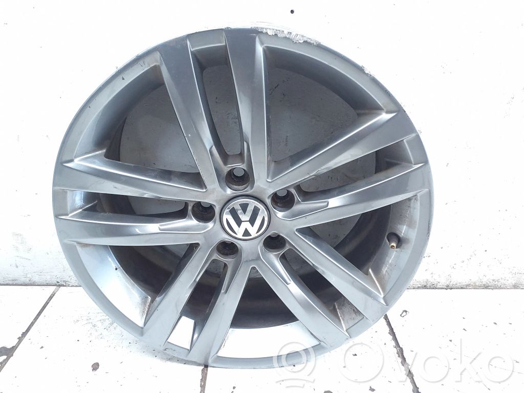Volkswagen PASSAT B8 Felgi aluminiowe R17 