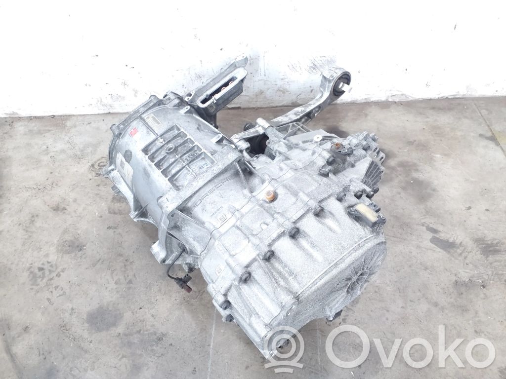 Porsche Taycan 9J1 Electric car motor 