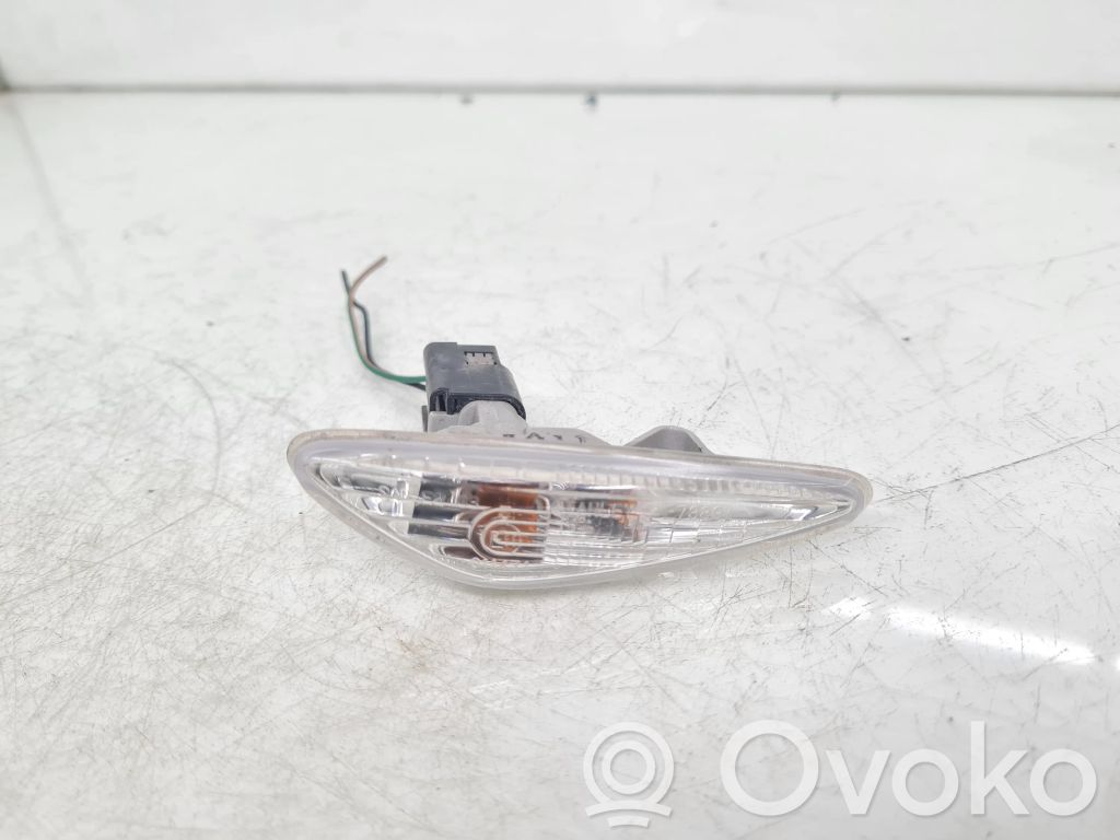 Seitenblinker   GS1F51130