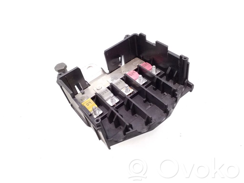 Porsche Taycan 9J1 Cableado positivo 