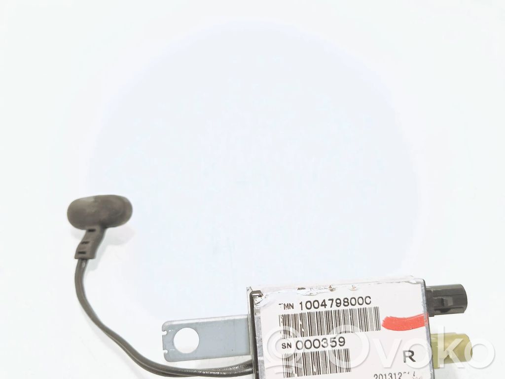Tesla Model S Antenos stiprintuvas 