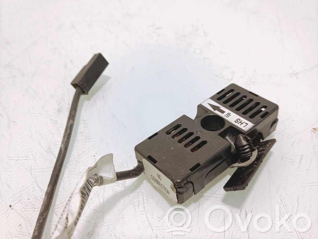 Tesla Model S Antenos stiprintuvas 