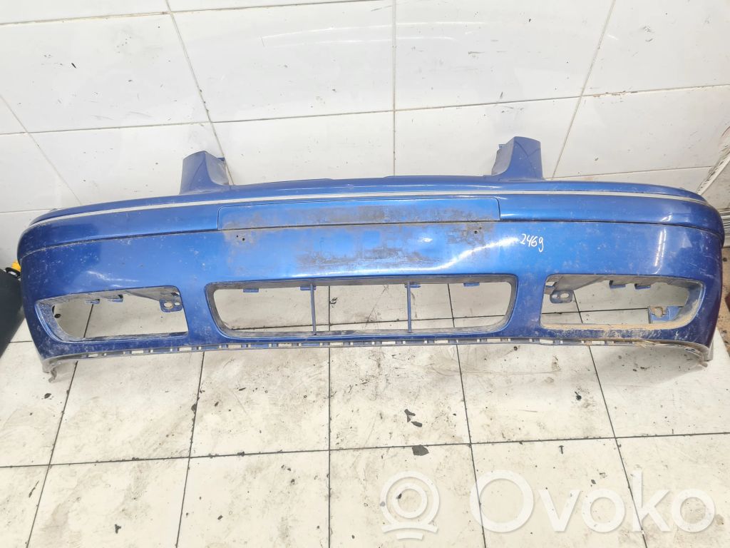 Volkswagen Bora Zderzak przedni 