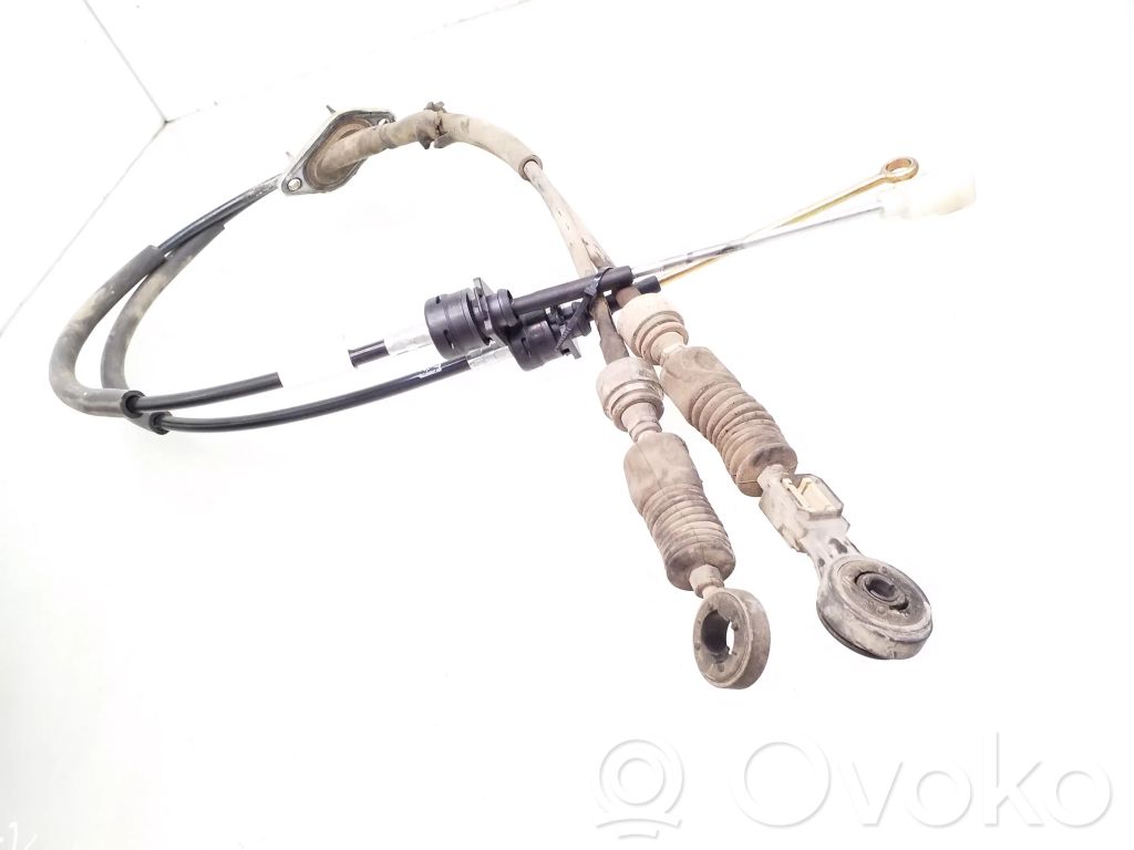 Volvo S60 Gear shift cable linkage 