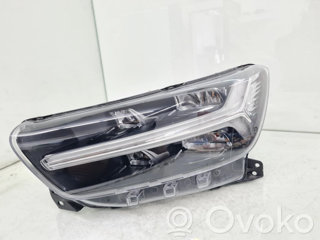 Volvo XC40 Scheinwerfer 
