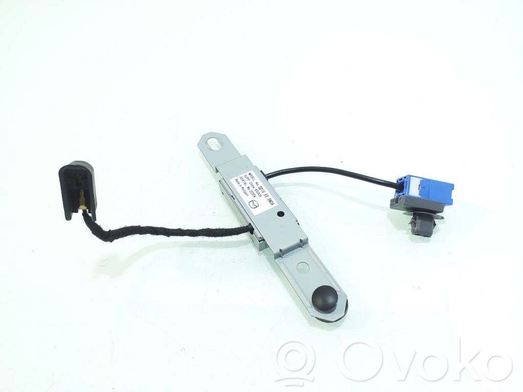 Mazda CX-3 Antenos stiprintuvas 