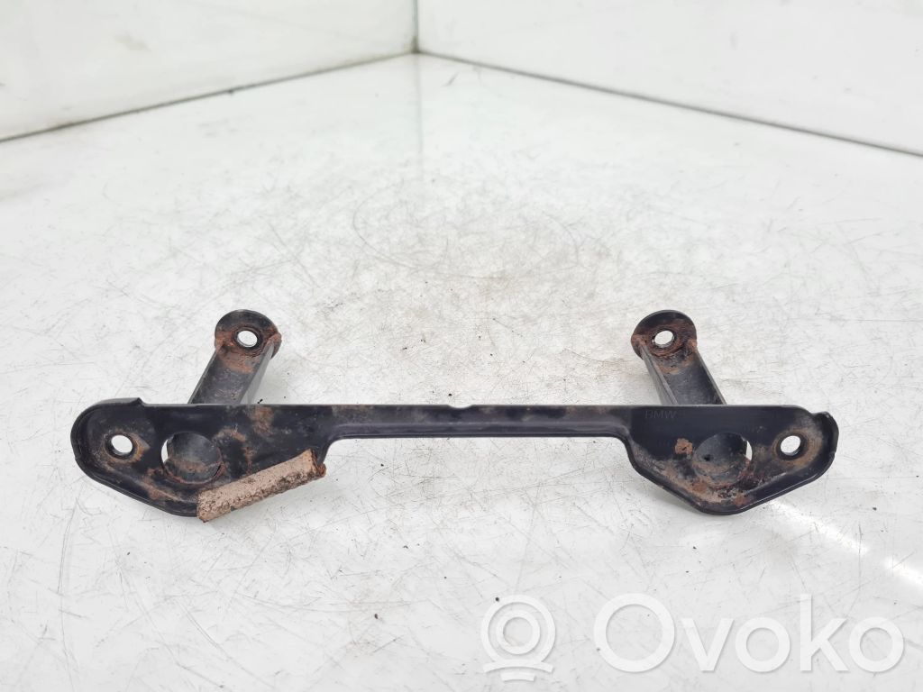BMW 1 E81 E87 Other engine bay part 
