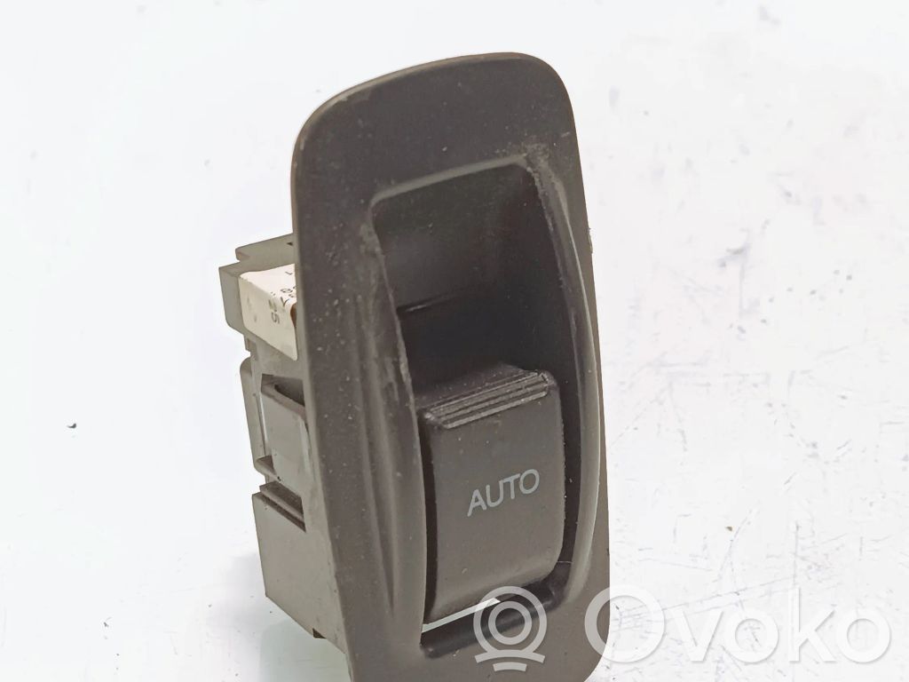 Toyota Corolla E120 E130 Electric window control switch 