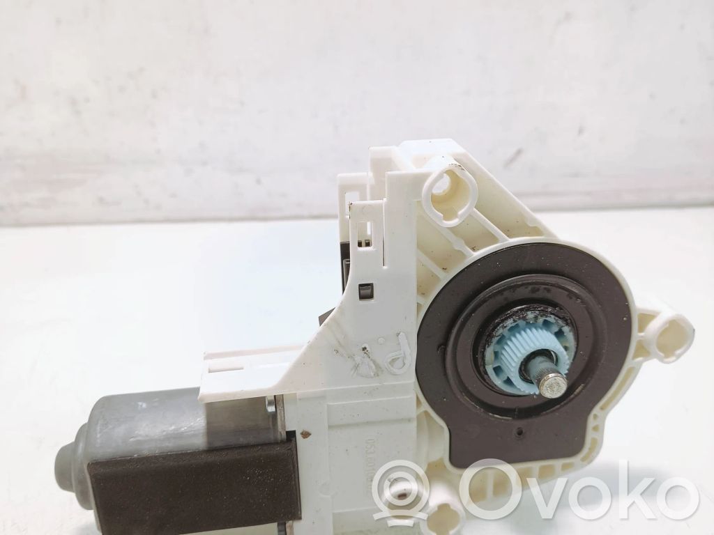 Audi A5 Sportback 8TA Silnik regulatora szyby drzwi przednich 