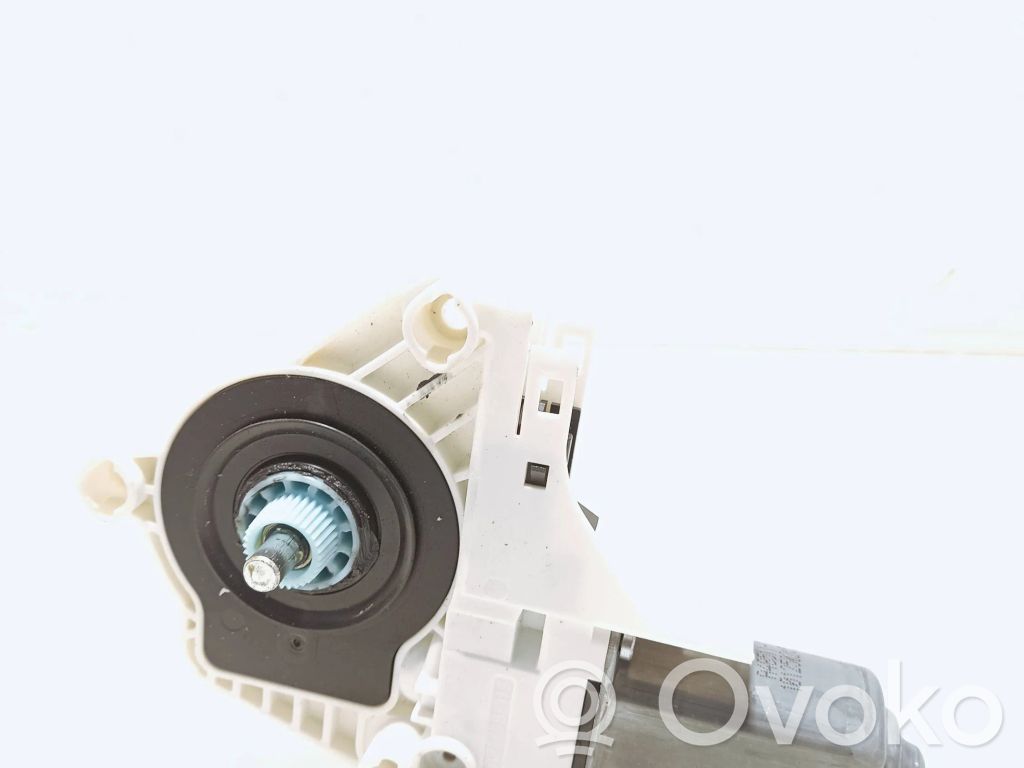 Silnik regulatora szyby drzwi przednich   8K0959802B,156440261291,1036919B0920