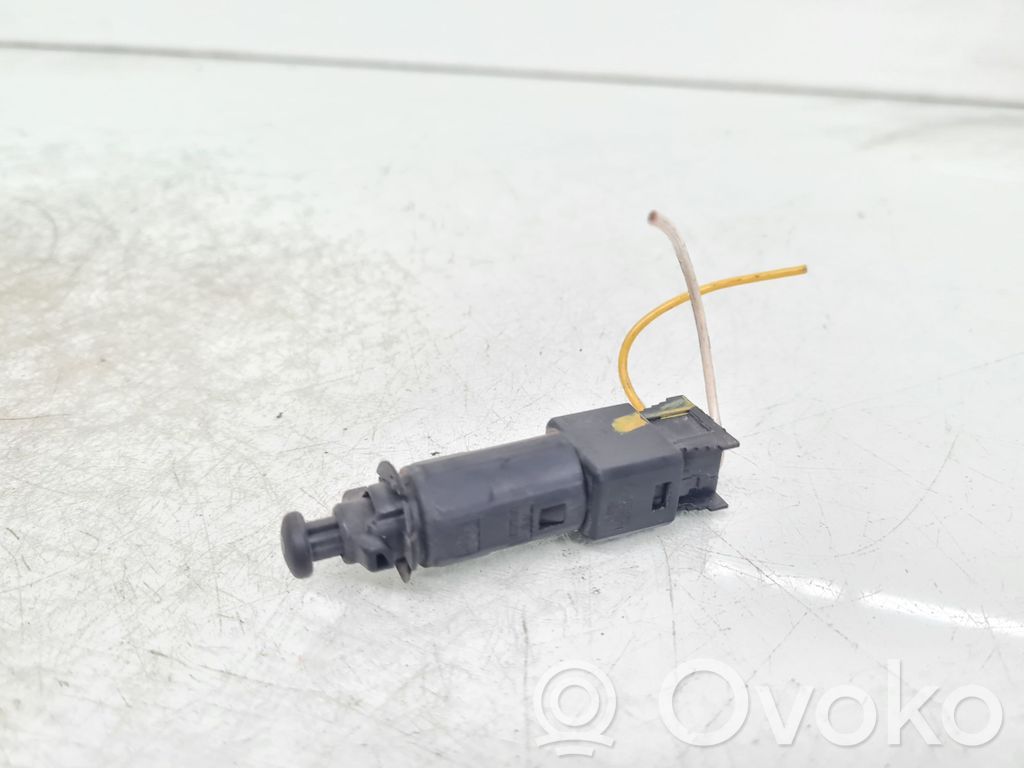 Opel Vivaro Brake pedal sensor switch 