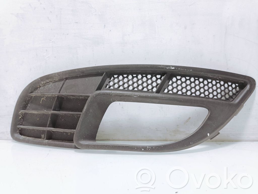Fiat Croma Verkleidung Nebelscheinwerfer / Gitter vorne 