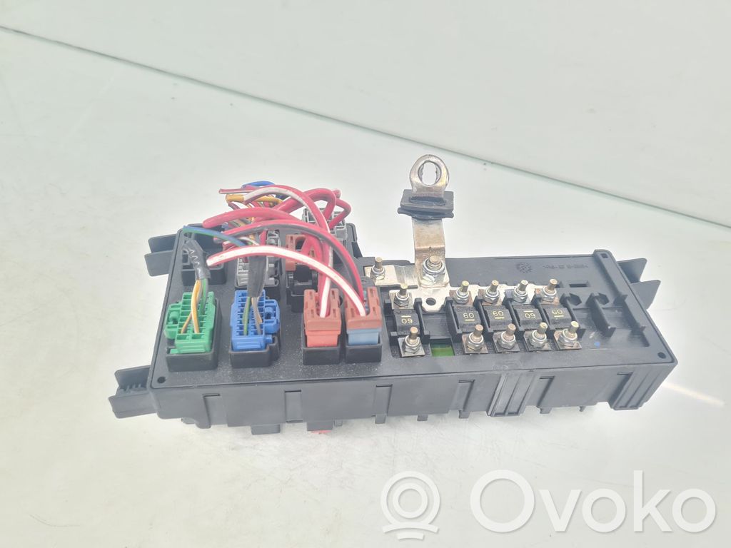 Volvo S60 Módulo de fusible 