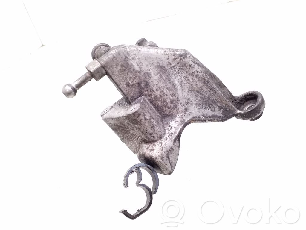 Engine mounting bracket   9816728980
