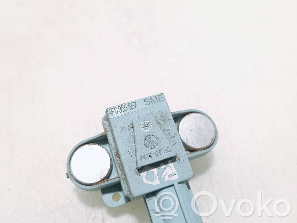 Sensor impacto/accidente para activar Airbag   4F0955557