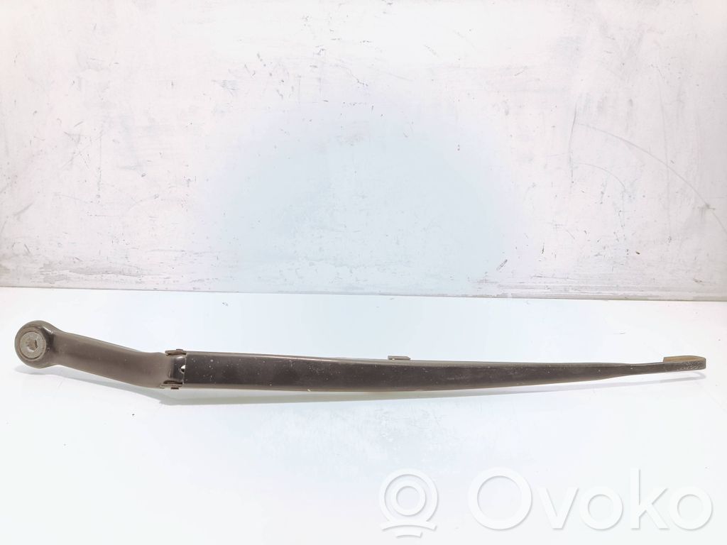 BMW 3 E46 Front wiper blade arm 