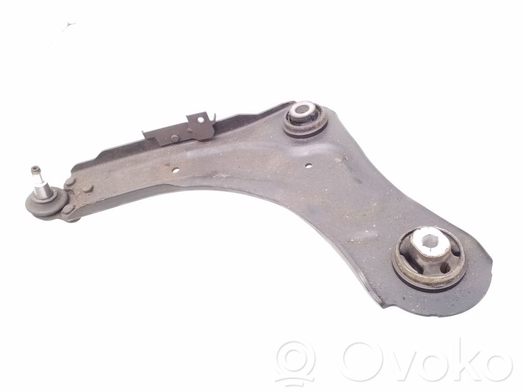 Renault Megane III Front lower control arm/wishbone 