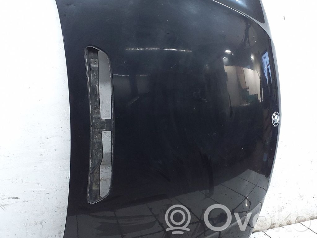 Engine bonnet/hood