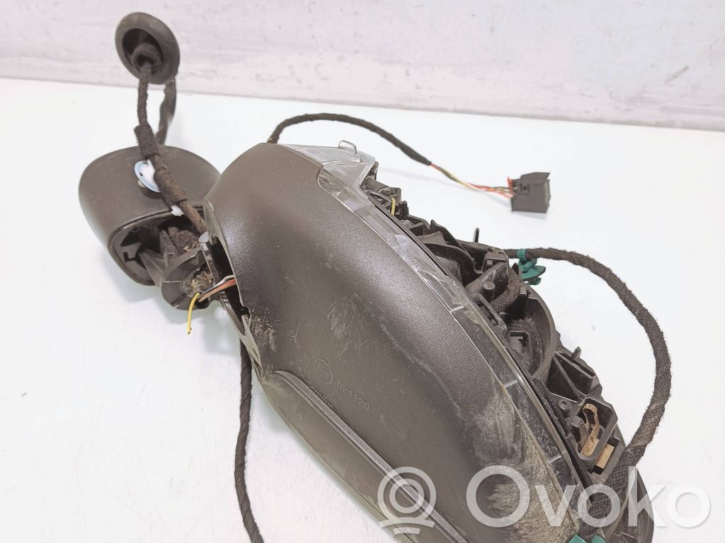 Audi A1 Front door electric wing mirror 