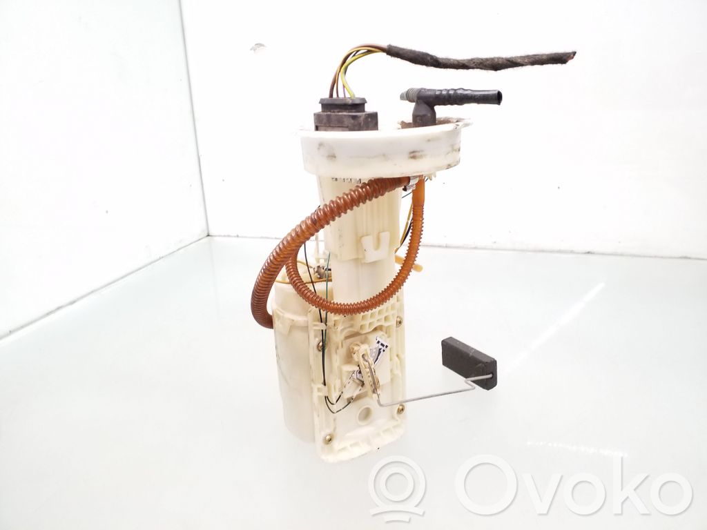 Audi A4 S4 B6 8E 8H Pompa carburante immersa