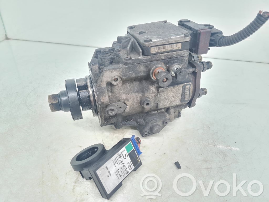 Opel Omega B2 Pompa wtryskowa wysokiego ciśnienia 