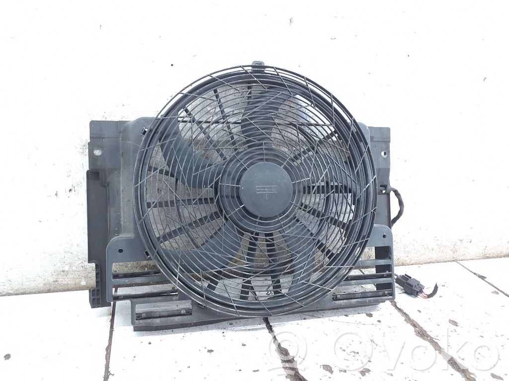 BMW X5 E53 Elektrisks radiatoru ventilators 