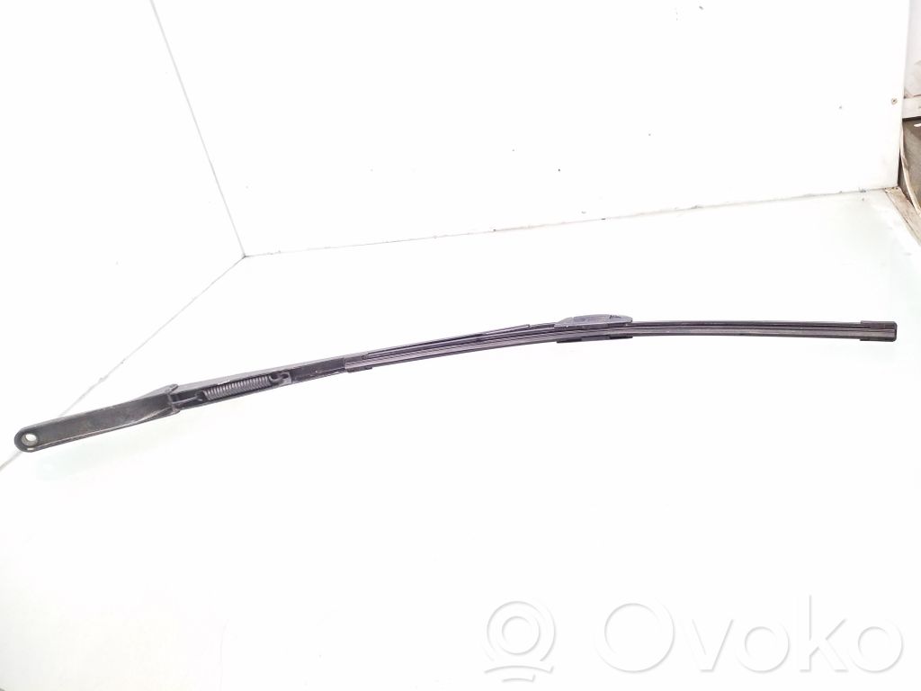 BMW X5 E53 Front wiper blade arm 