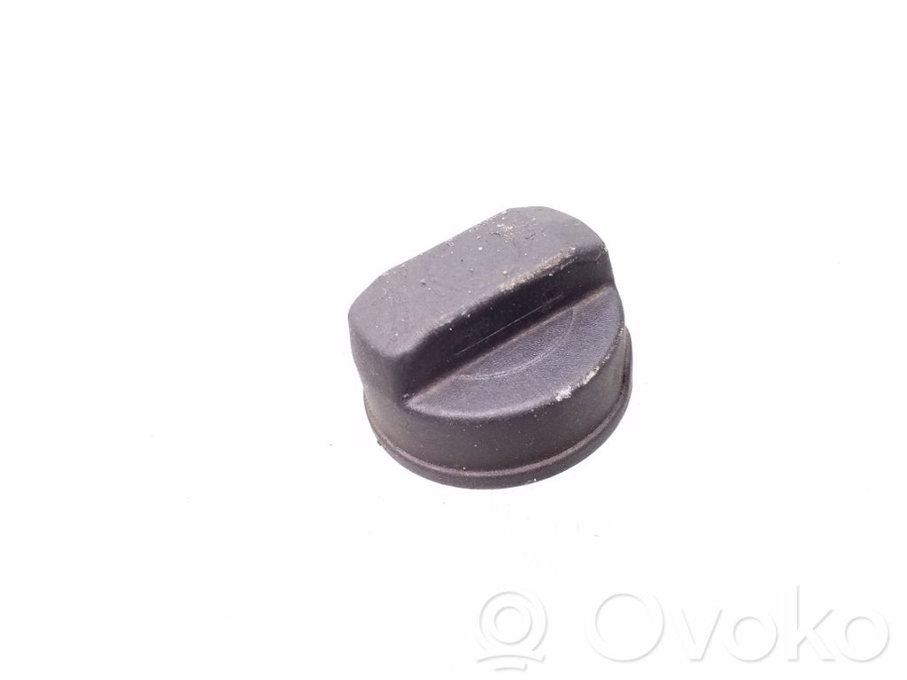 Volkswagen Golf IV Tappo del serbatoio del carburante