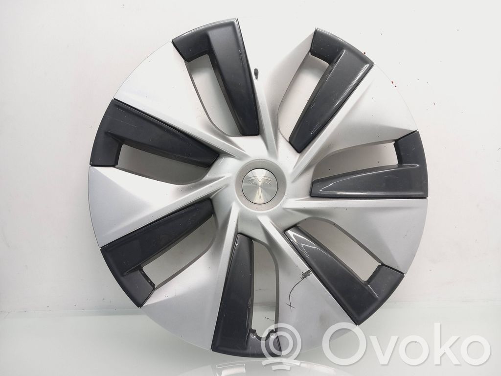 Tesla Model Y R20 riteņa dekoratīvais disks (-i) 