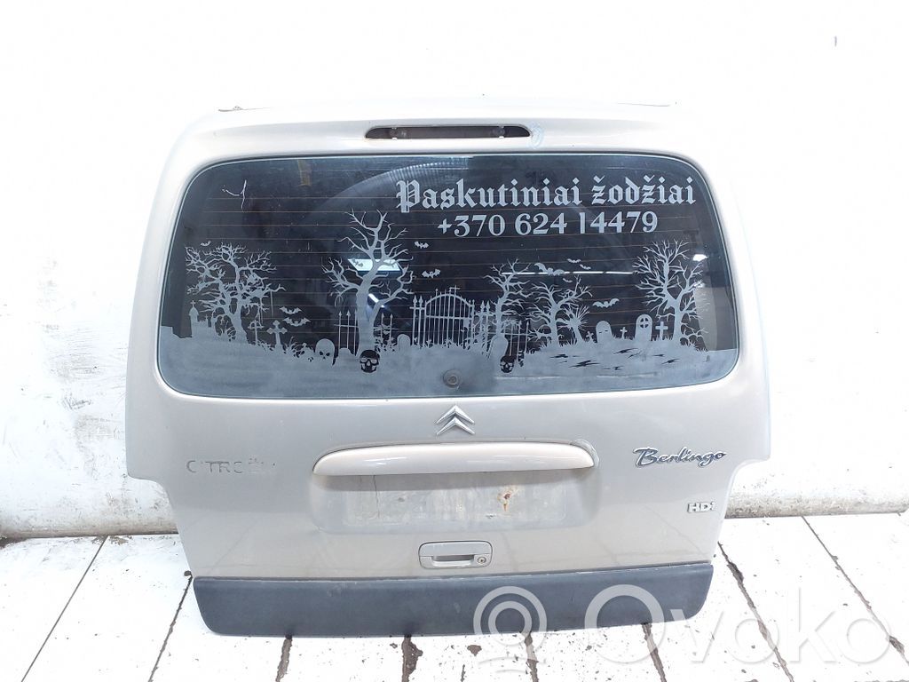 Tailgate/trunk/boot lid