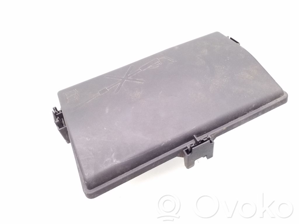Opel Insignia A Coperchio scatola dei fusibili 