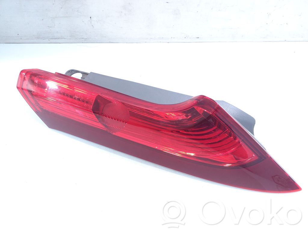 Lampa tylna   W0706