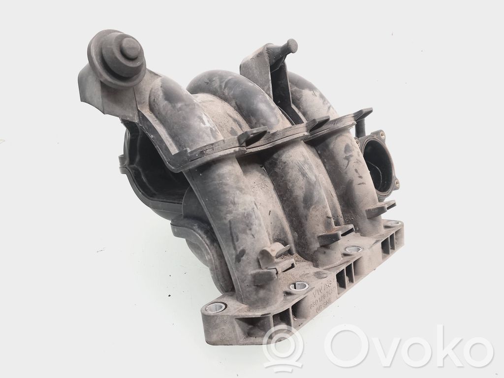 Volkswagen Polo Kolektorius įsiurbimo 