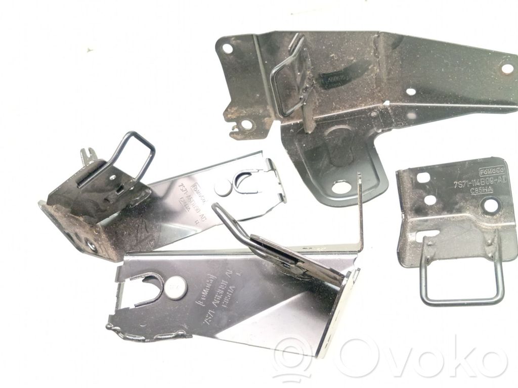 Ford Mondeo MK IV Soporte ISOFIX 