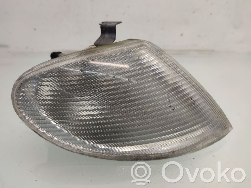 Ford Galaxy Front indicator light 