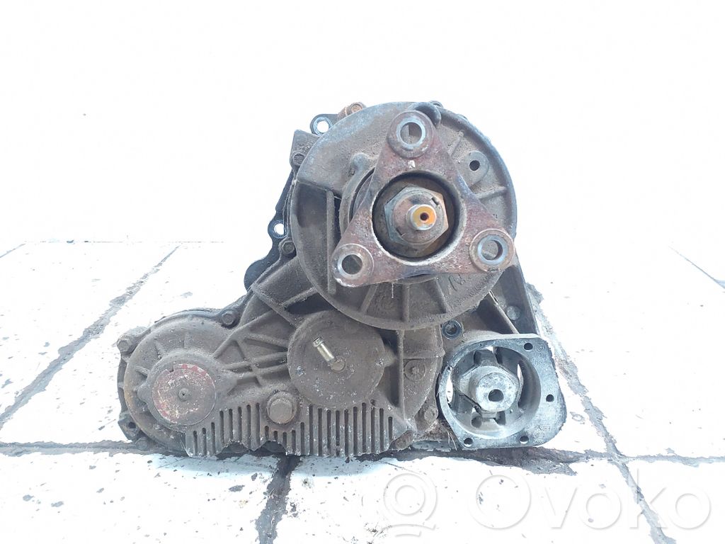 BMW 3 E46 Gearbox transfer box case 